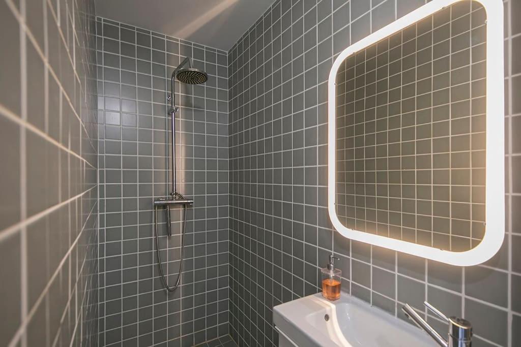 Awesome Stylish Flat Barceloneta * Barcelone