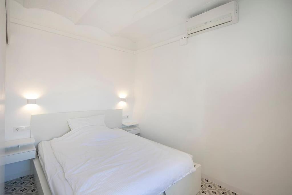 Awesome Stylish Flat Barceloneta * Barcelone